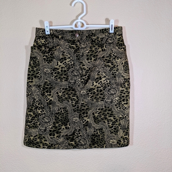 Leopard Stretch Pencil Skirt - Picture 3 of 3